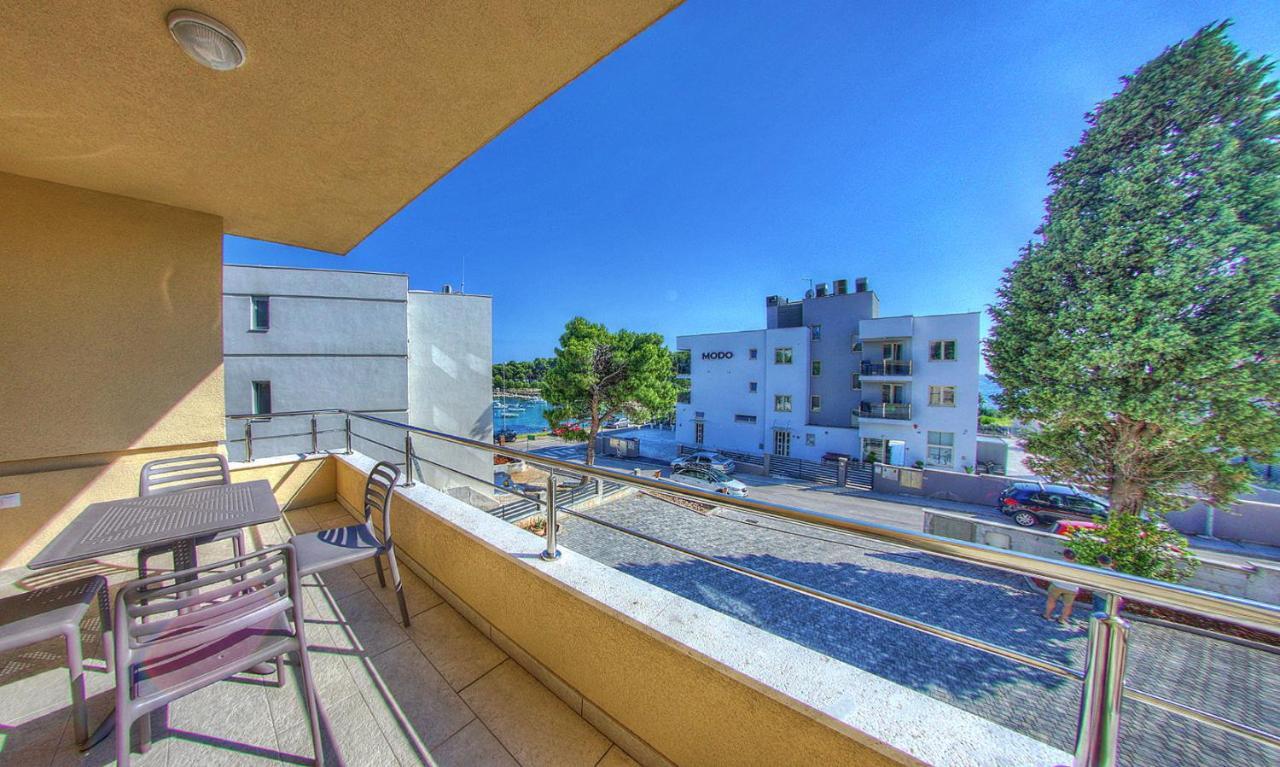 Modo Apartments Pola Esterno foto